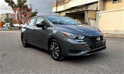 نيسان فيرسا